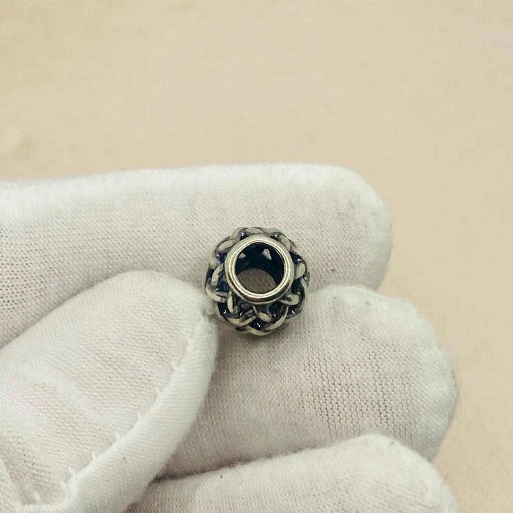 EUC Pandora 790973 Sterling Silver Forever Entwined Openworks Charm - Picture 6 of 10